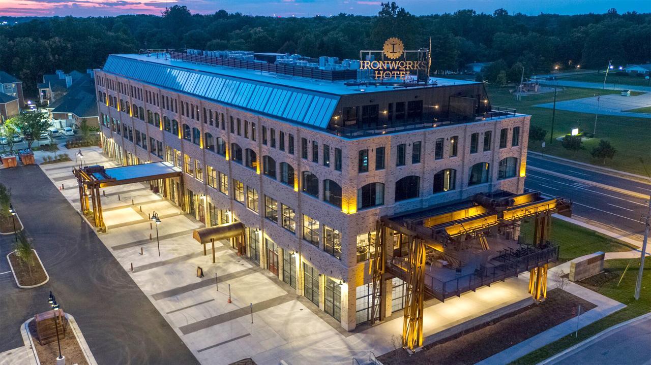 Ironworks Hotel Indy Indianapolis Exterior foto